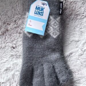 Muk Luks Gloves Featuring the Marius Pattern Design